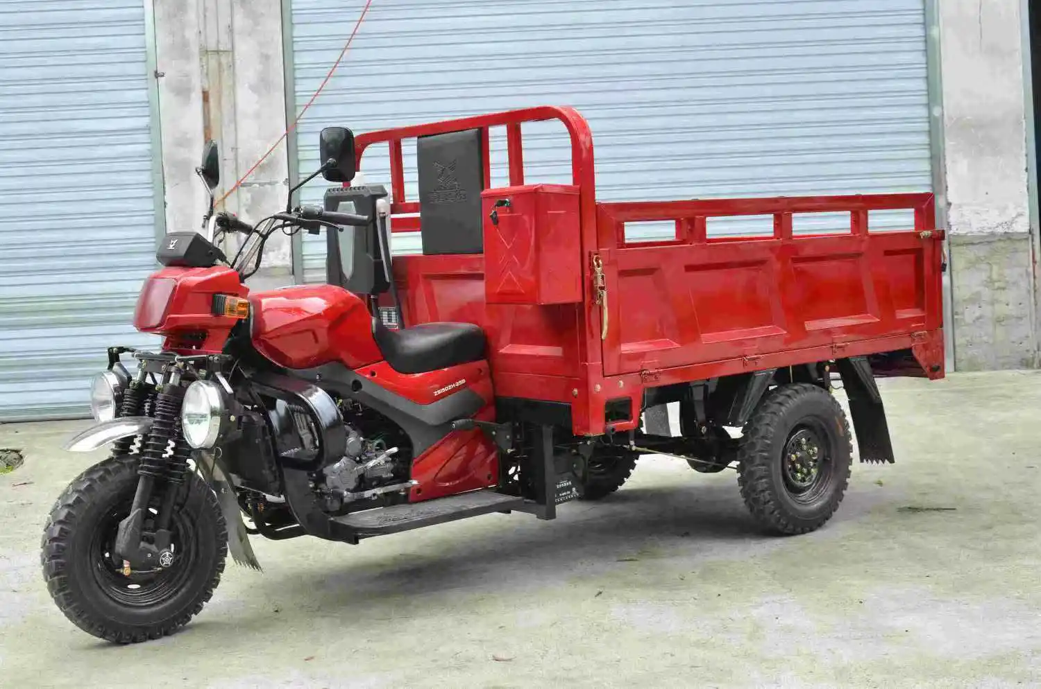 200cc Water Cooling Fuel Farming Motorcycle Gasoline Engine Cargo Motor Tricycle with Carriage