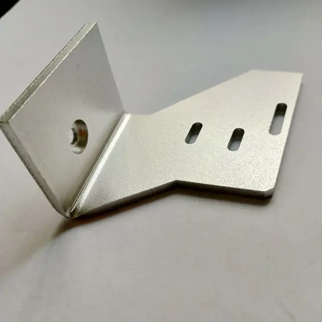 Different raw material Aluminium steel brass stainless steel customized cnc machining precision milling parts