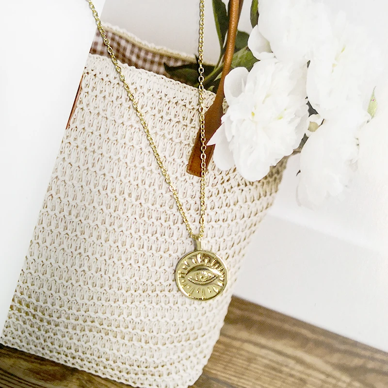 Gold Color Coin Eye Pendant Necklaces for Women Simple Round Disc Layered Choker Necklace Boho Charm Minimalist Necklaces