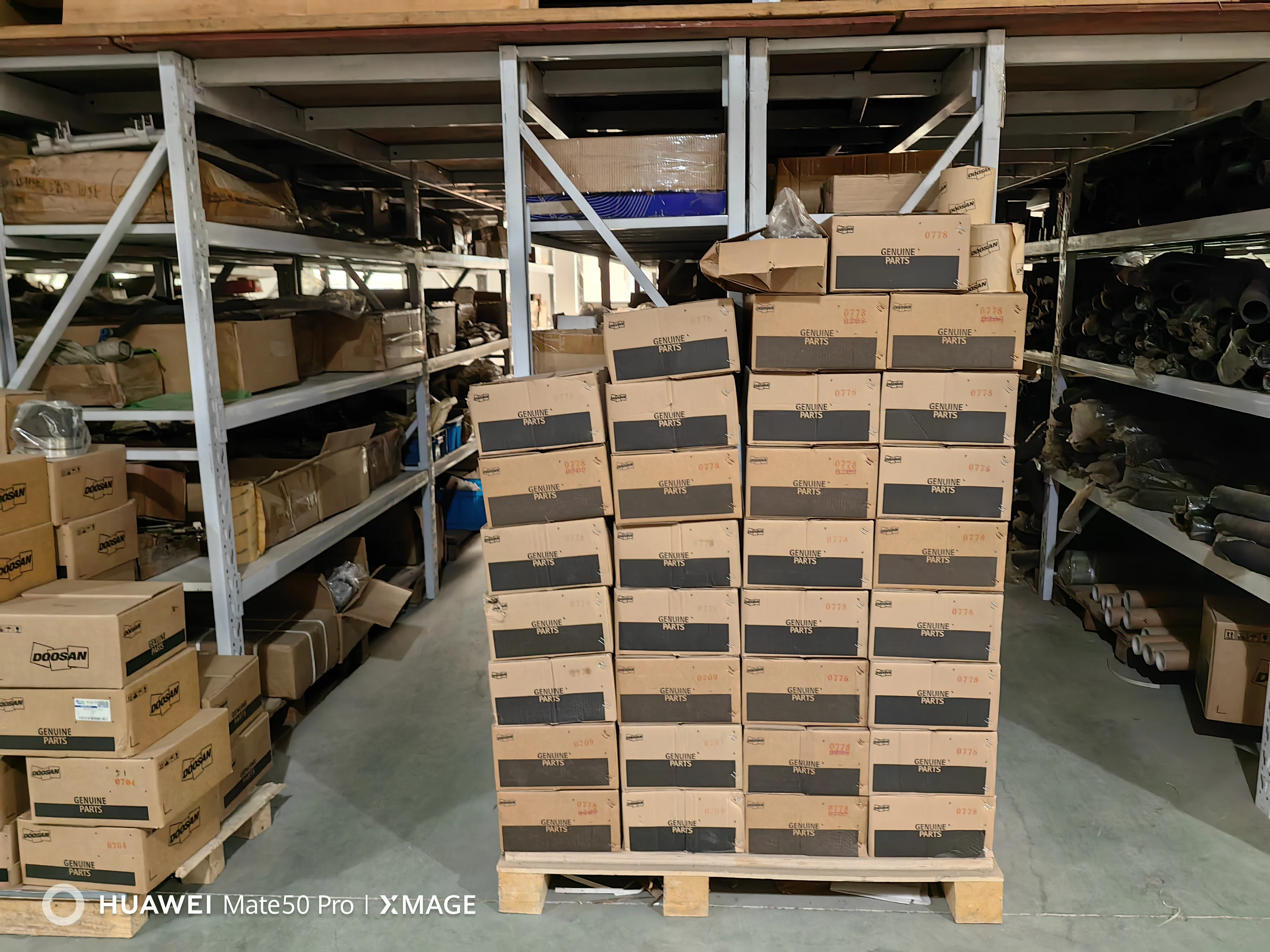 Daewoo D1146 DE08TIS PU086TI  65024100010 65.02410-0010 Excavator Truck Bus engine Part Con Connecting Rod Bearing for Doosan