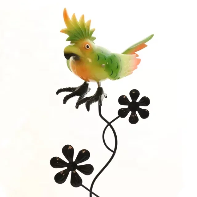 High Quality Custom Plastic Parrot Garden Ornament Cute Bird PE Yard Stakes Indoor Outdoor Balcony Decor Durable Metal Iron
