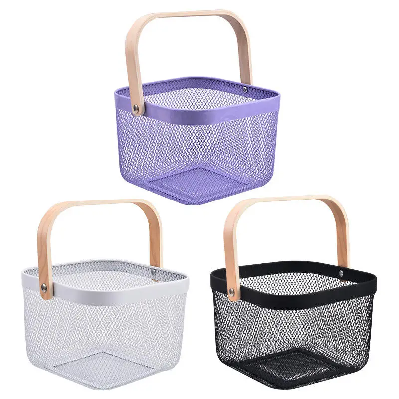 Multifunctional Kitchen Bath Toy Fruit Storage Wire Mesh Storage Basket With Wooden Handle