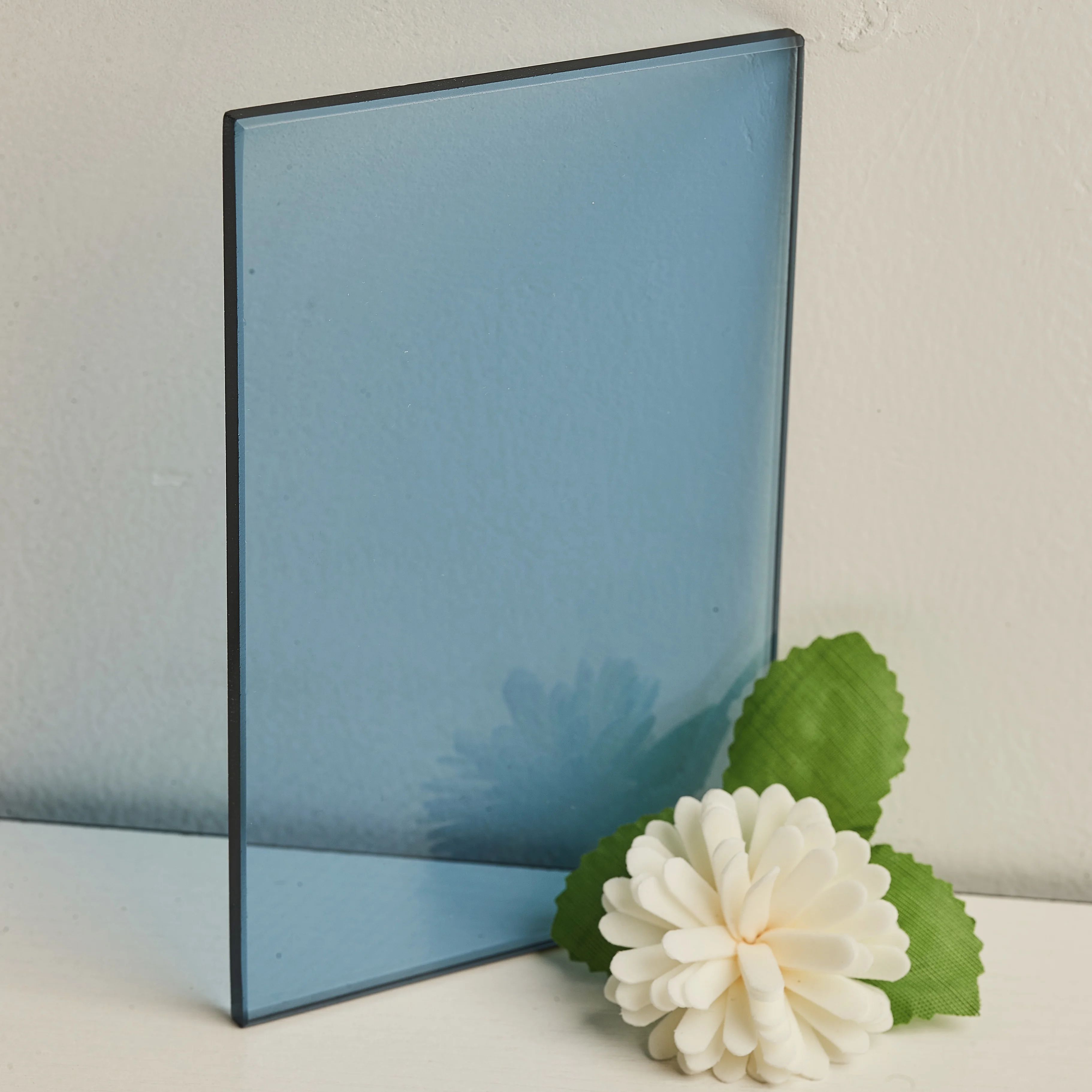 China Factory 4mm 4.7mm 5mm 5.5mm 6mm Tinted Float Glass Sheet Color Glass for Curtain Wall Industrial Windows Curtain Walls