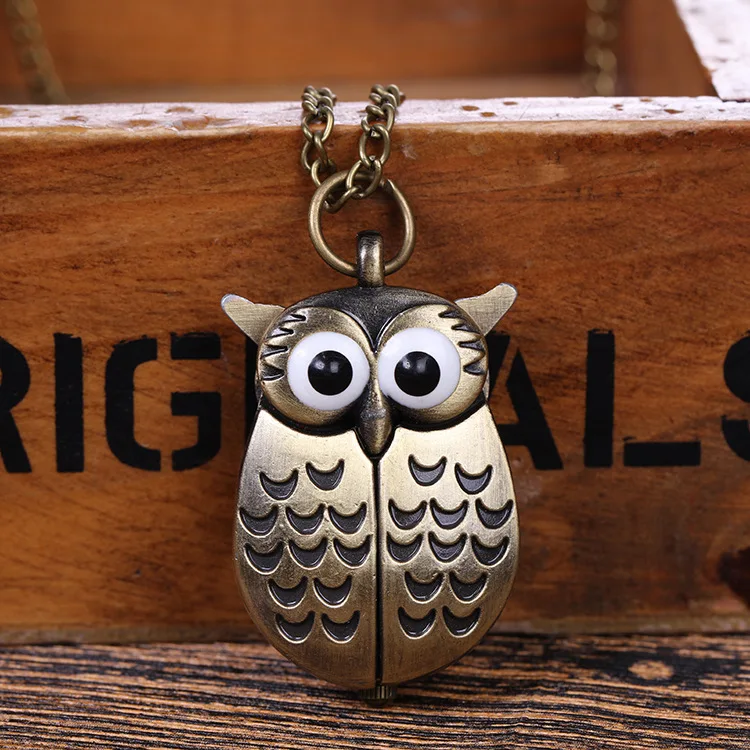 Owl retro creative pocket watch flip cover unisex creative watch Douyin quartz watch creative