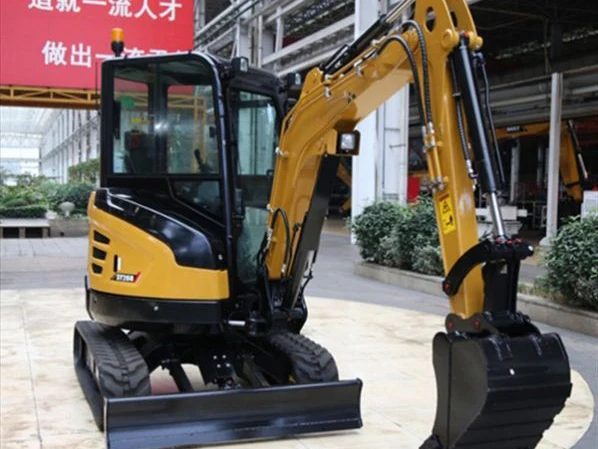 China Factory 2.6ton SY26U Mini Crawler Excavator with Good Performance