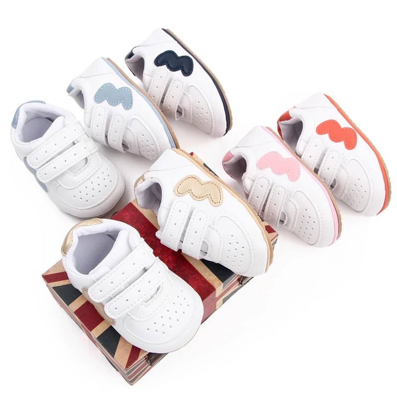 Baby boys and girls wavy letter W soft soled casual small white shoes toddler sneakers