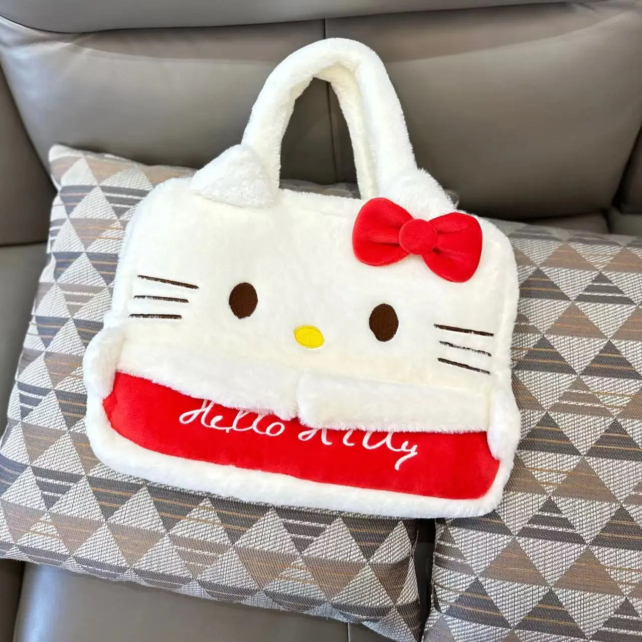 Hejin 2024 Wholesale Hot Selling Kitty Cute Plush Laptop Bag Student Plush Cartoon Handbag Ladies Bag