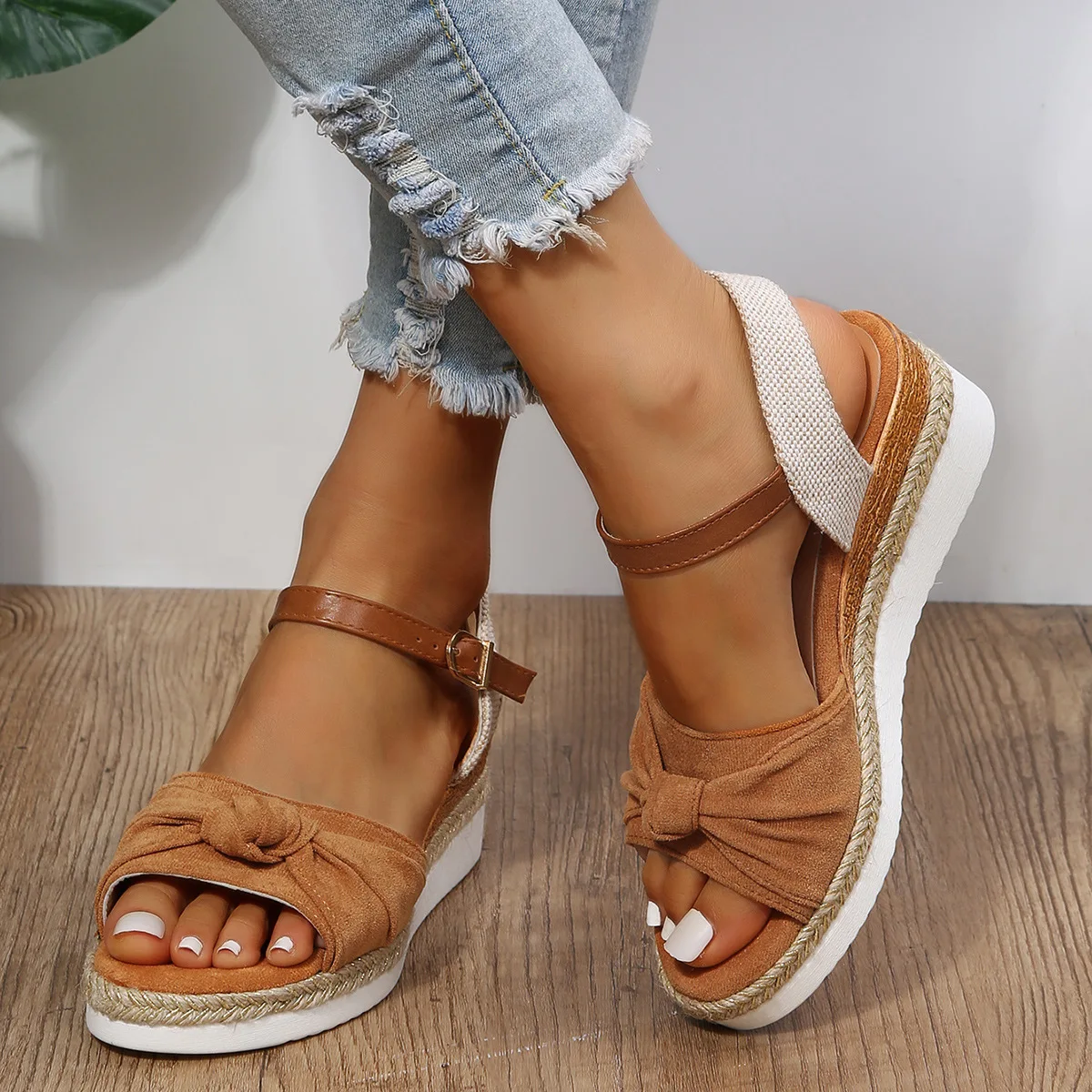 Plus Size Wholesale Casual Summer Thick Soles Flat Espadrilles Straw buckle hemp rope flower wedge Sandals Womens