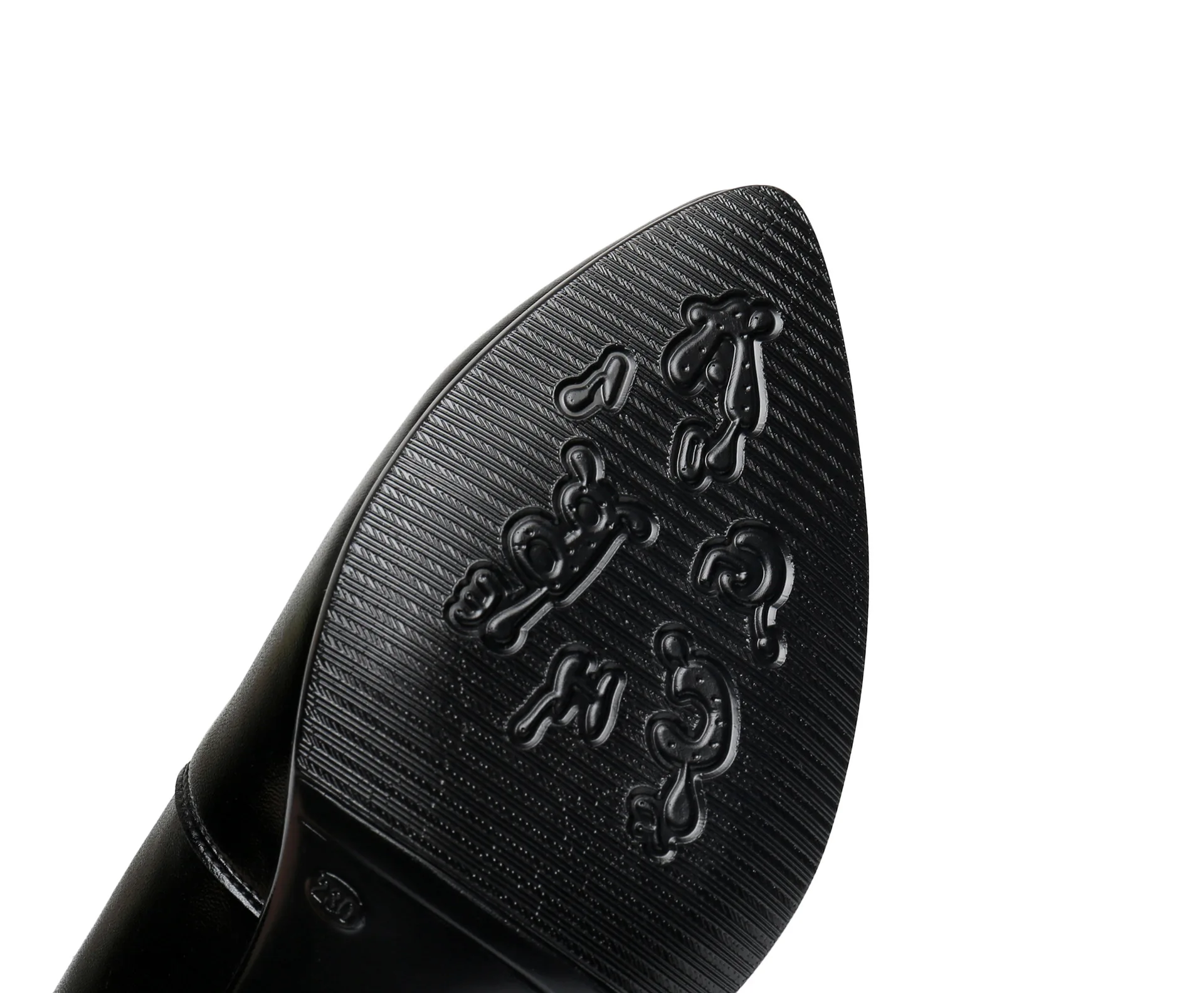 Wholesale point toe women black short heel ladies flat genuine leather black office formal dress shoes