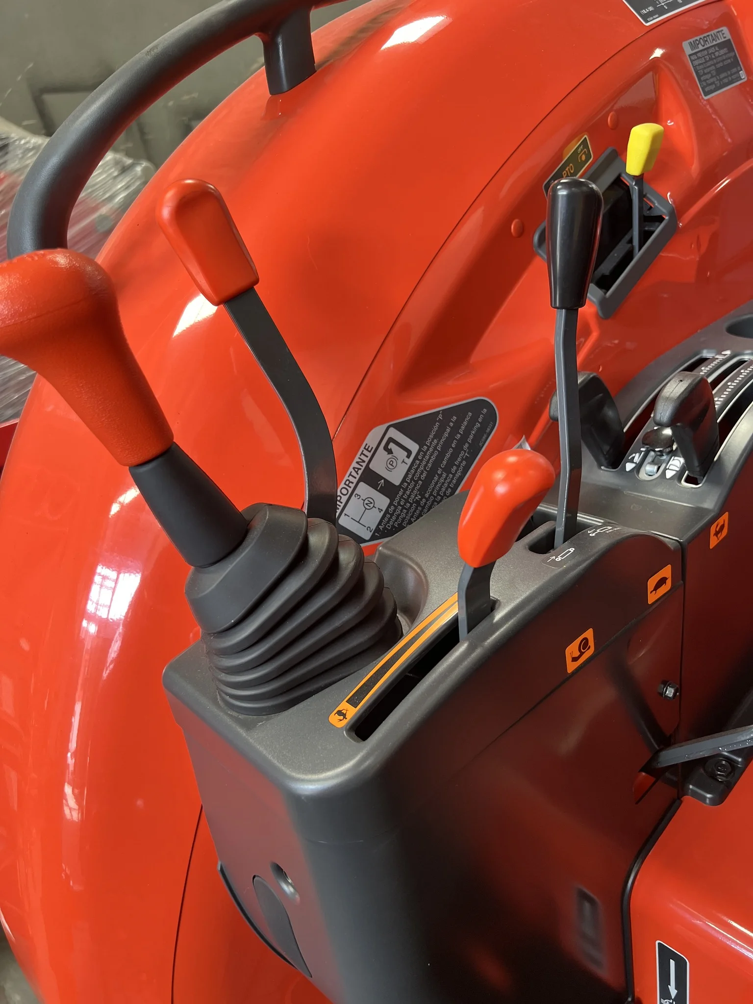 used tractors Kubota M9540 95HP 4WD farm orchard compact Japanese tractor  agricultural  machinery Japanese tractor