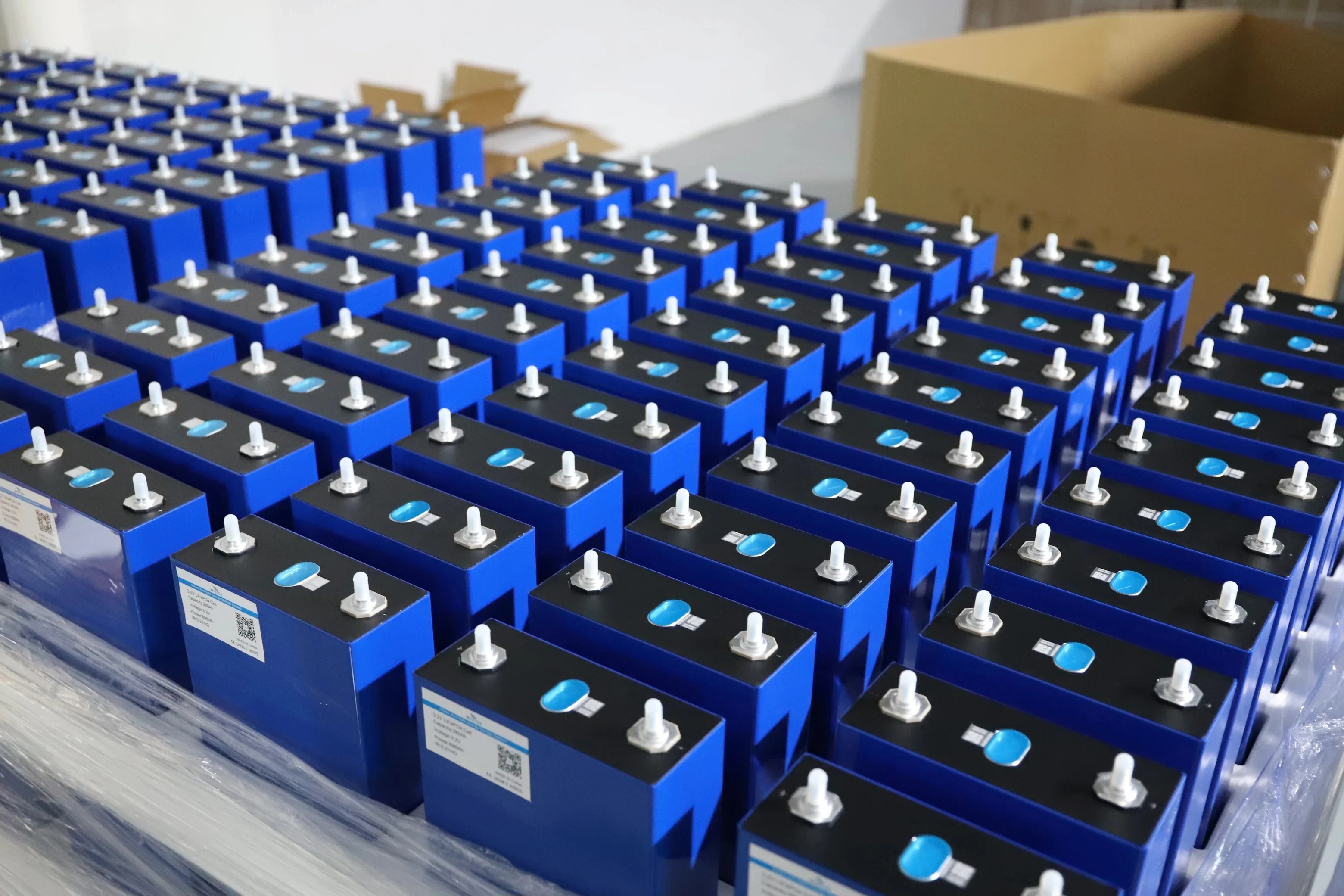Grade A+ 3.2v 25ah 30ah 40ah 50ah 60ah 80ah 100ah 150ah lifepo4 battery cell for 12v 24v 48v battery pack