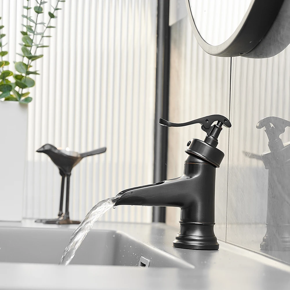 Qatar Commercial Single Handle Kitchen Faucet for Kitchen Sink Home Decoration Paper Box Ceramic Hotel Modern Kitchen 3 Years