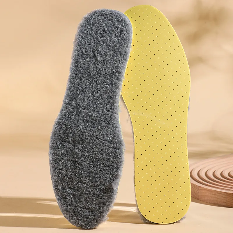 100% real wool foot heated insole Wool Comfortable Latex Heating Sweat Absorbing Warm Insole For Men Or Lady