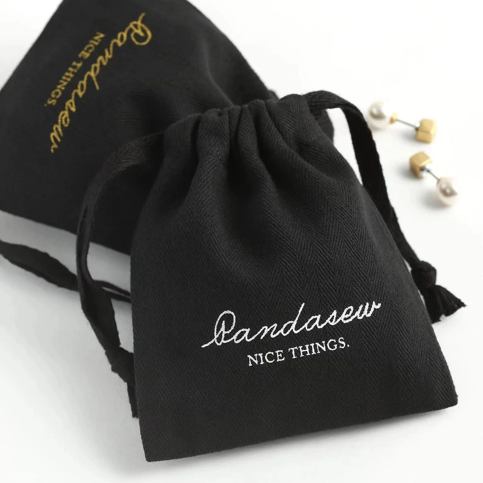 Gr stock wholesale small jewelry packing pouch Velvet Pouch Jewelry  with button and gift bag Jewelry Bag for  big necklace