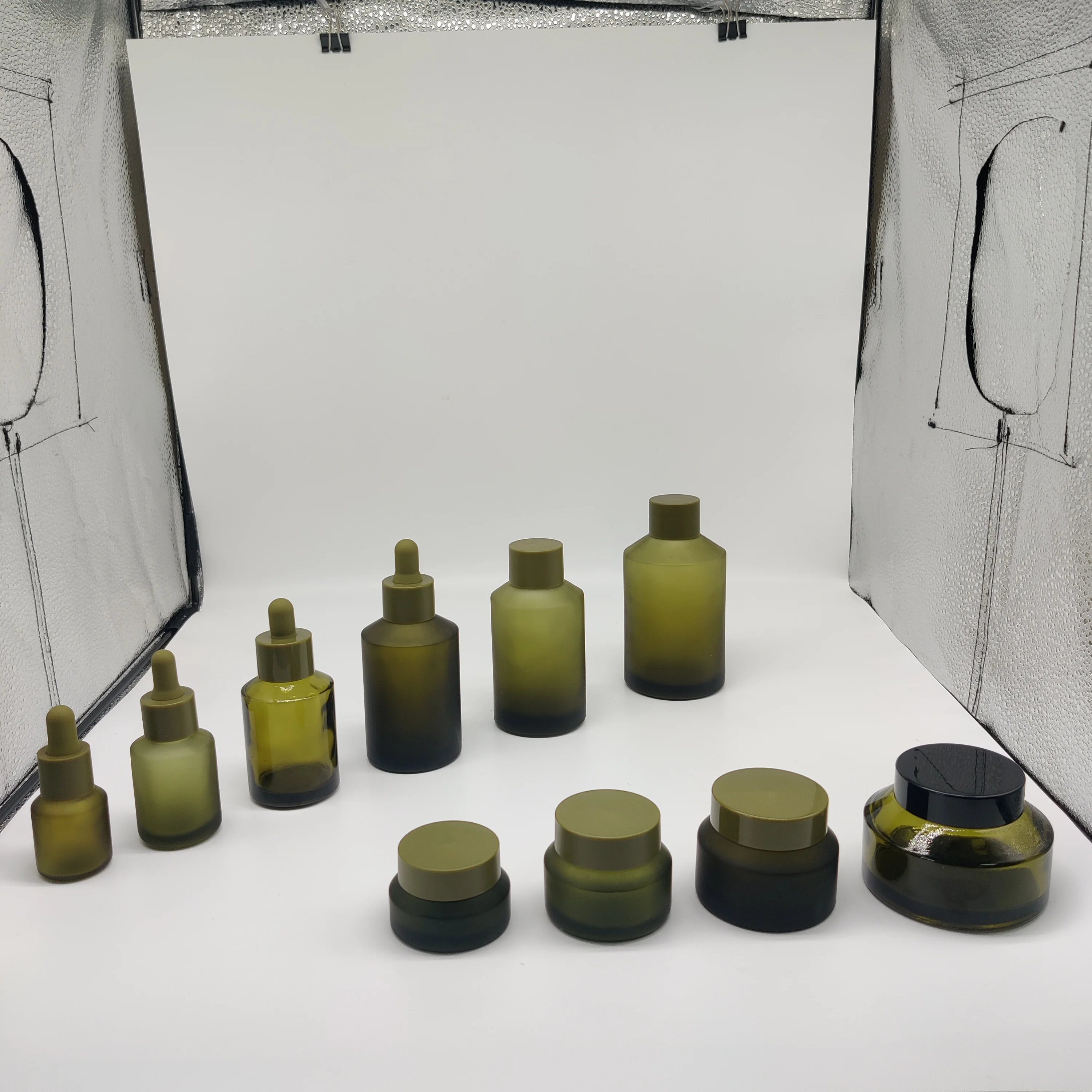 cosmetic container black glass jar black frosted glass bottle