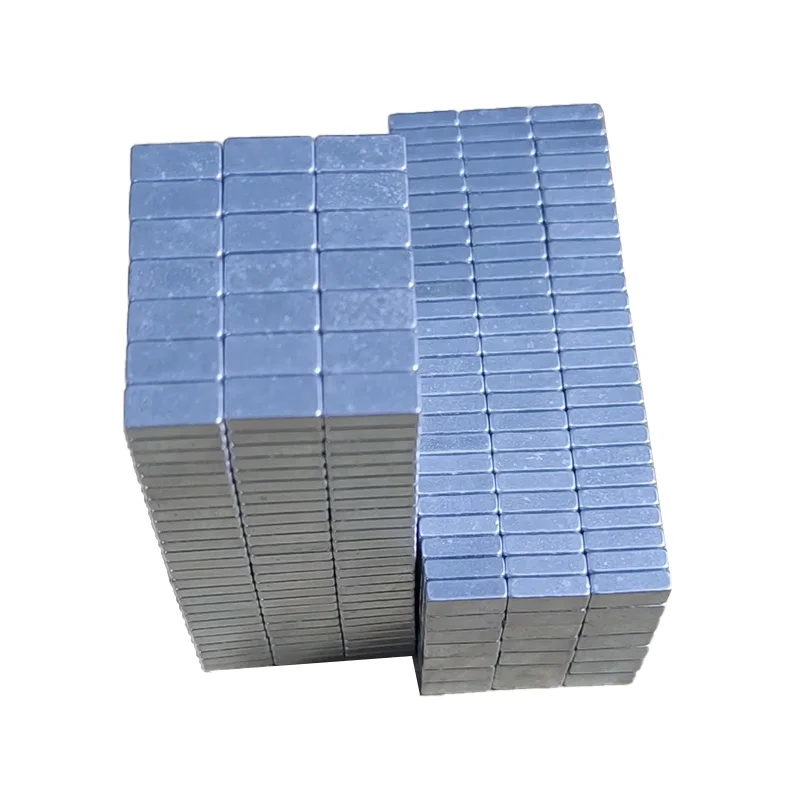 N52 Super Strong Fulling Force Permanent Square Thin Neodymium Magnet