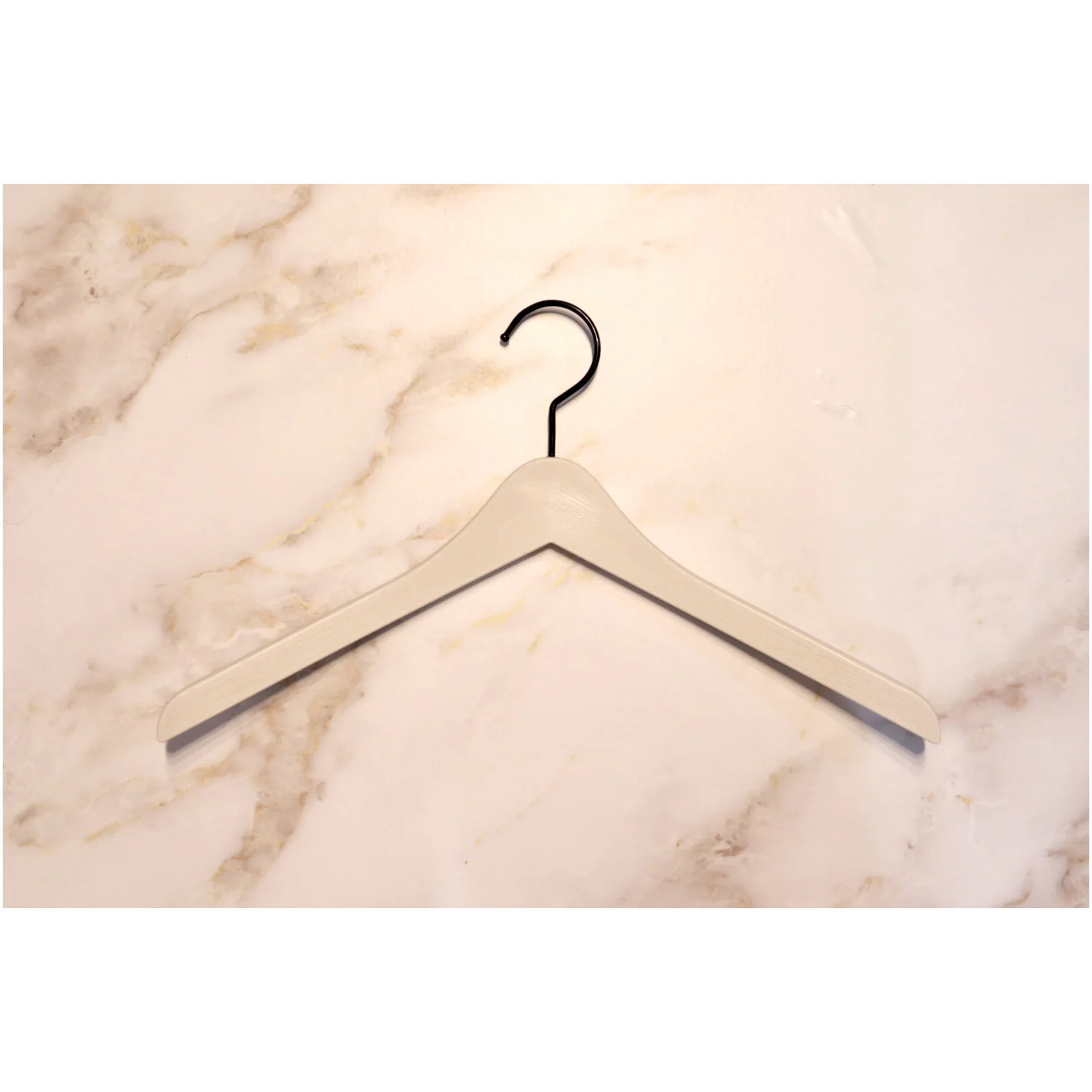 
Lighter and longer lasting wood coat hanger velvet black wholesale 