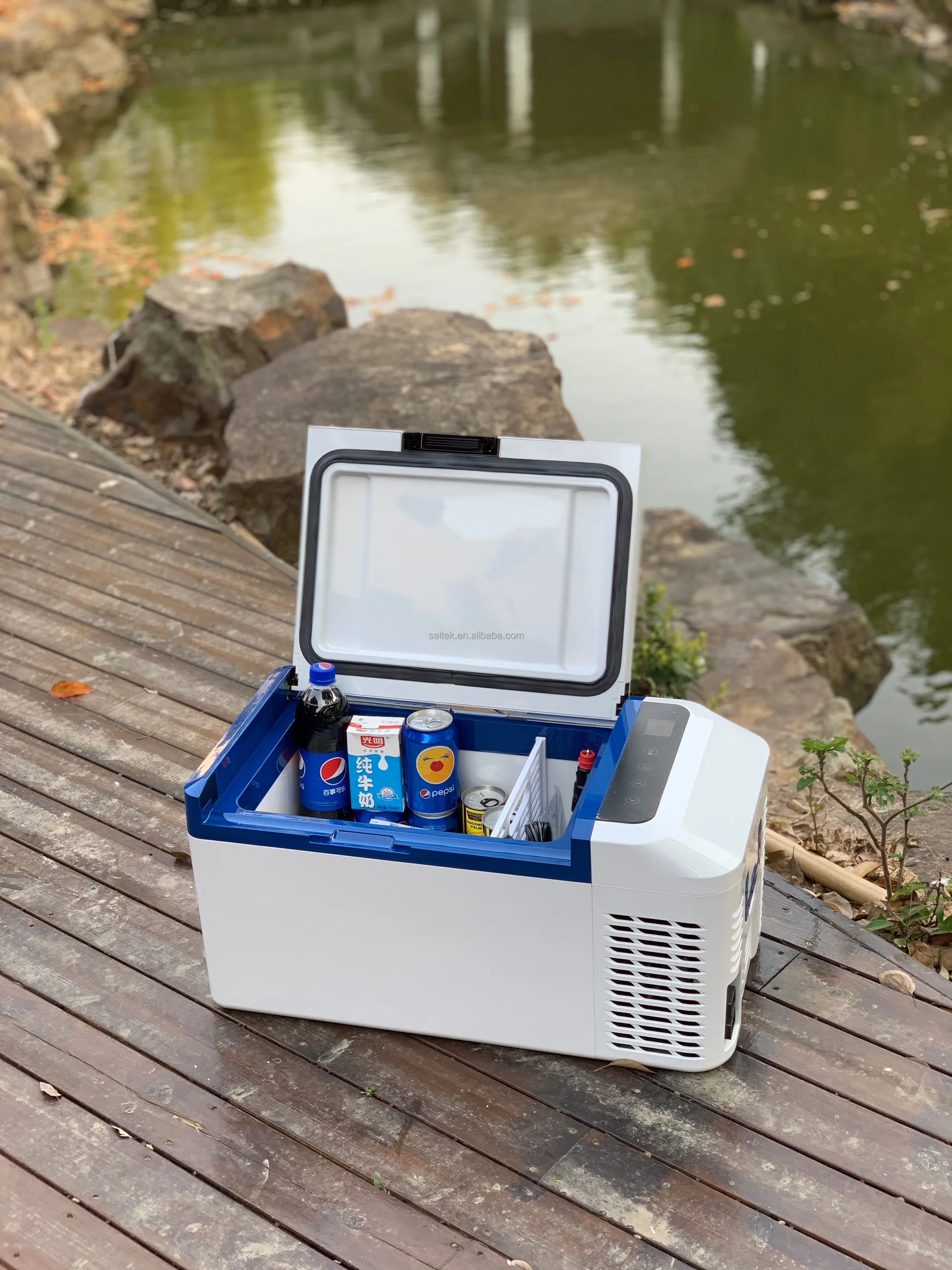 Car Fridge Portable Freezer Car Refrigerator Compressor Mini Refrigerator Hot Selling 12V  21L White