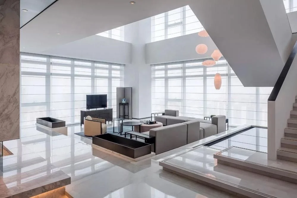 5-Star Modern Solid Wood Bedroom Set for Hotels and Guest Houses Luxury Foshan Manufacture for Living Room and Apartment