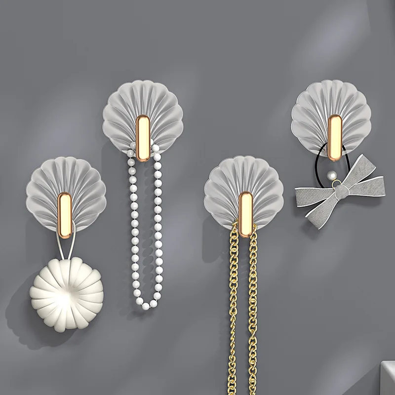 Wholesale Wall Adhesive Hook Beautiful Transparent Shell Shape Acrylic Wall Hook for Bathroom Kitchen Living Room Porch Bedroom