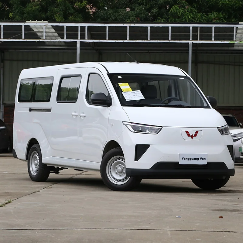 Selling Wuling Yangguang EV van cargo Comfort version 6 seats 300km range Passenger electric car van mini bus from china
