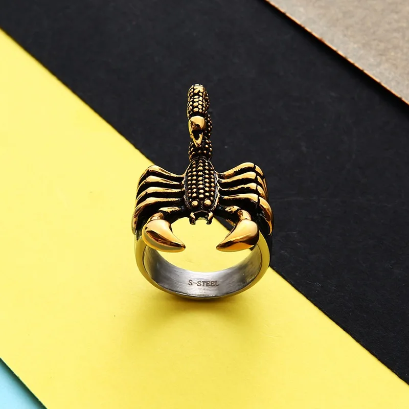 New stainless steel domineering gothic animal scorpion finger ring men