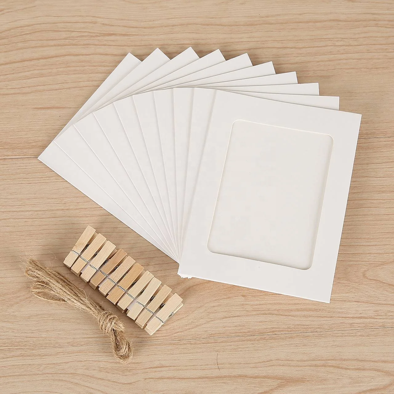Brand New White Paper Photo Frames With High Quality