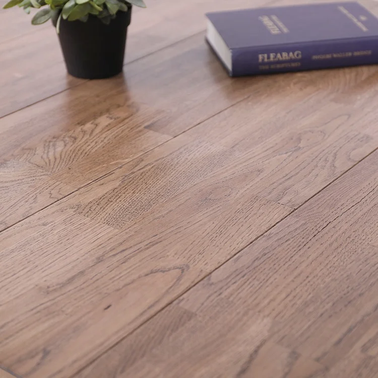 
18mm Slight Brushed Solid Oak UV Lacquered Finger Jointed Hardwood Flooring 