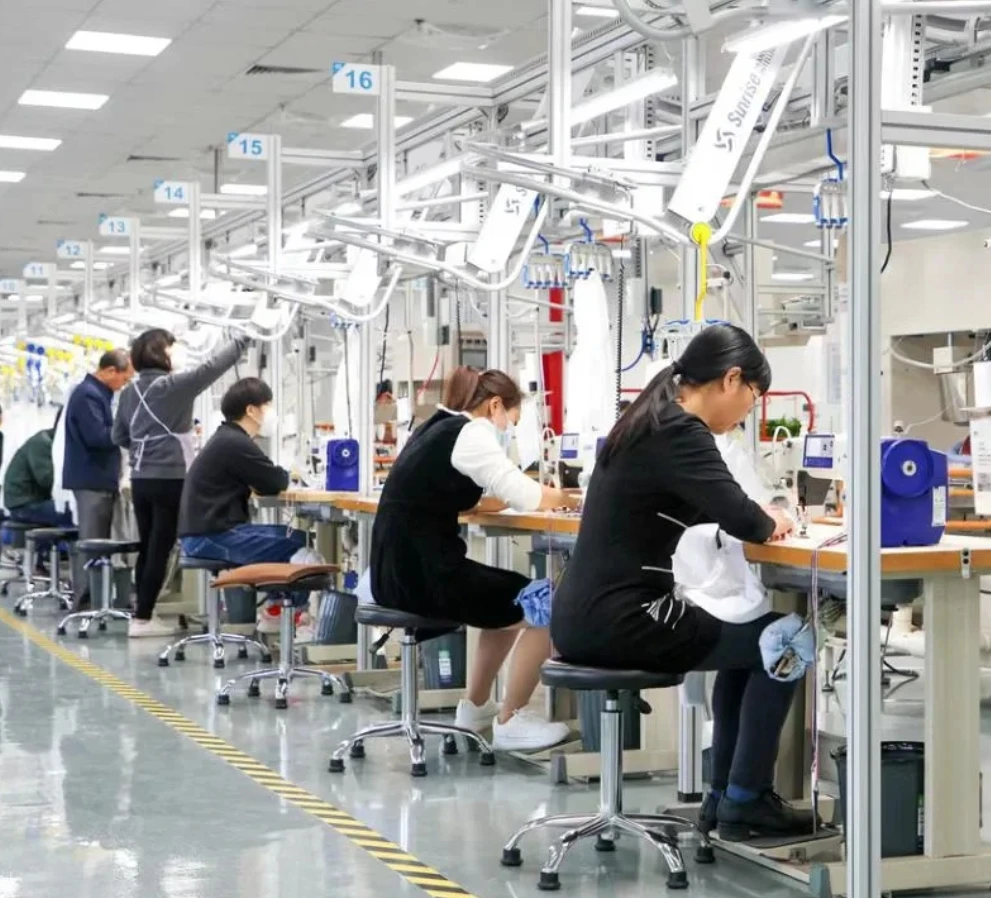 Clothing manufacturer customizes high-quality printed dresses for women, summer vacation camisole skirts