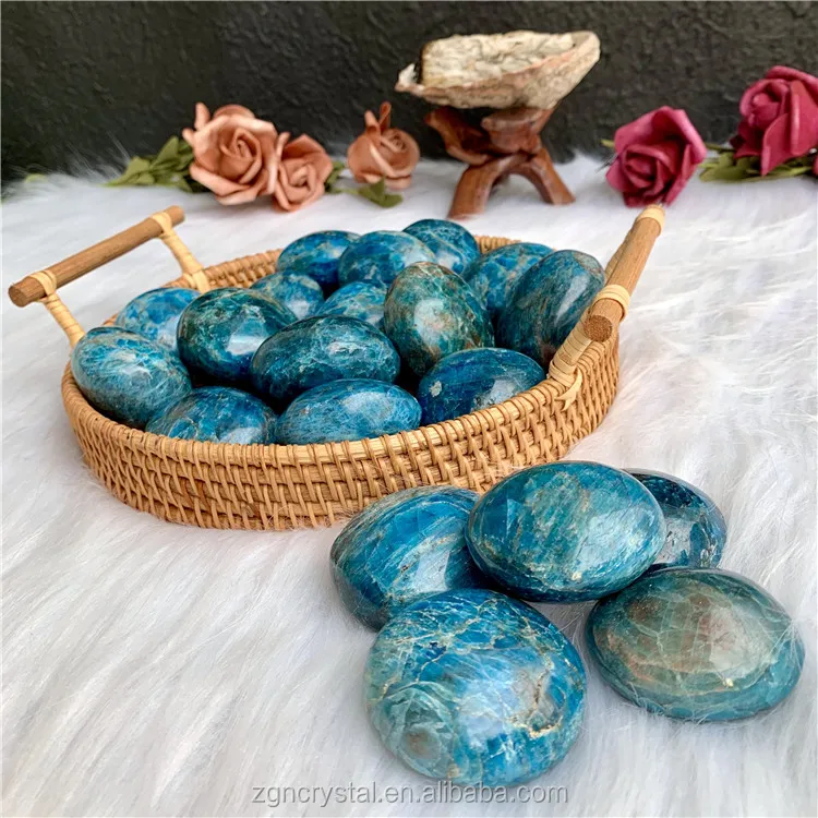 Healing crystal wholesale  Blue Apatite palm stone For chakra meditation