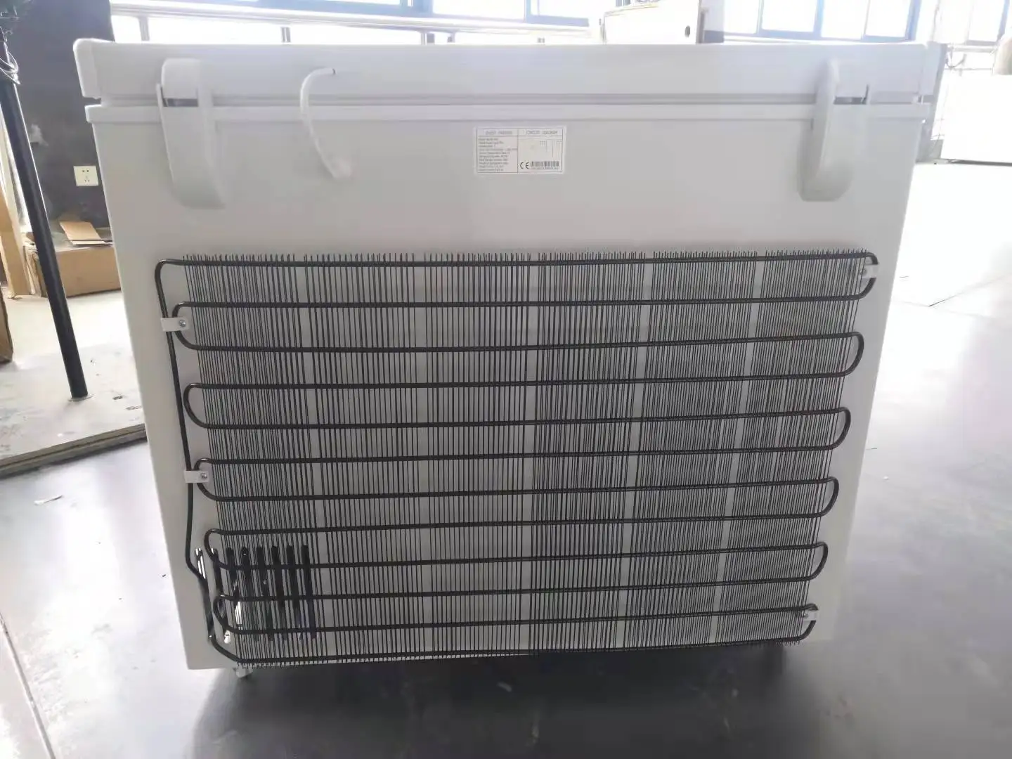 208 liters for commercial Adjustable temperature solar ice cream cooling frozen Evaporator DC freezers