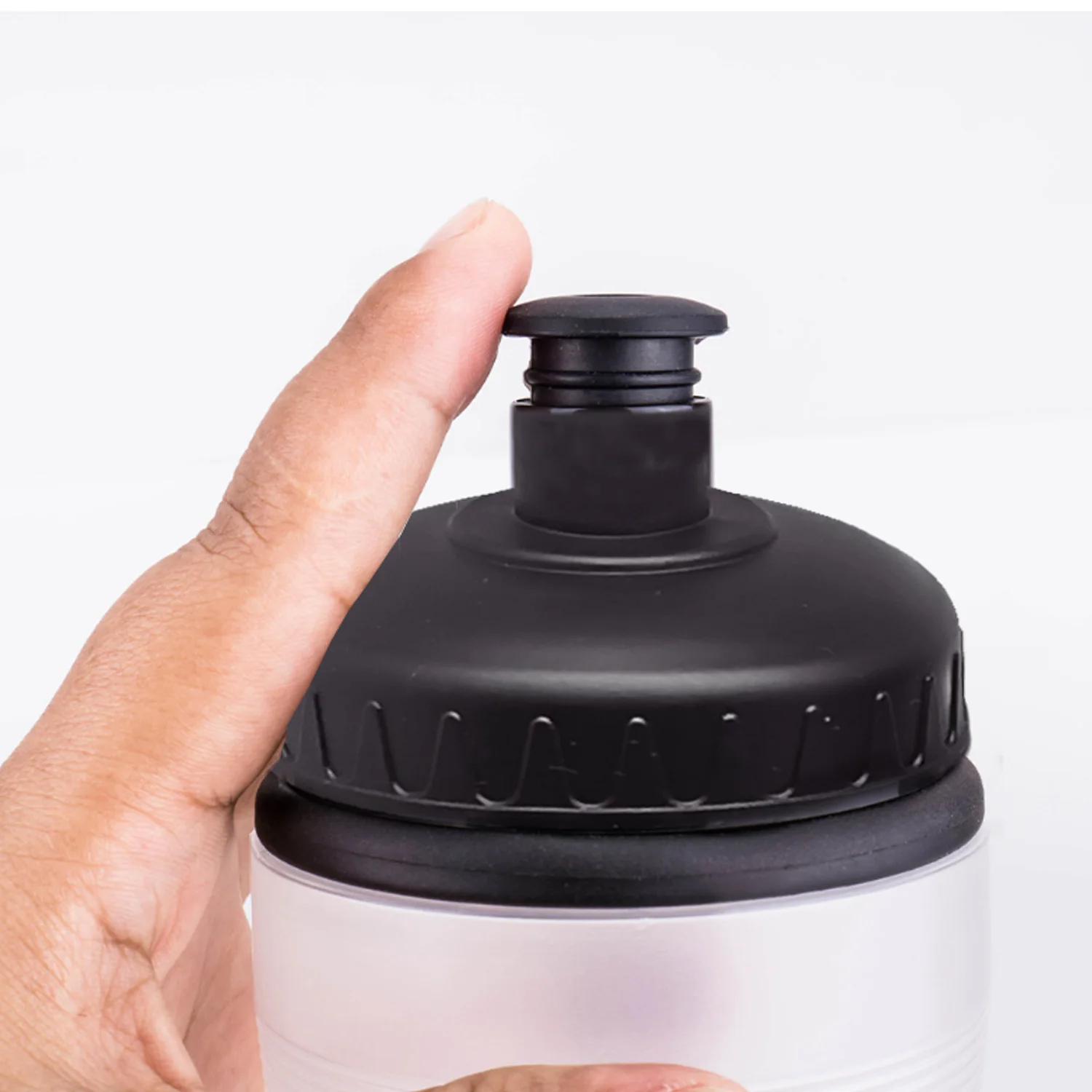 ARMEEGO   CE standard 750ml Cycling/Bike/Bicycle plastic cycling bottle eco-friendly sport bottles bike water bottle