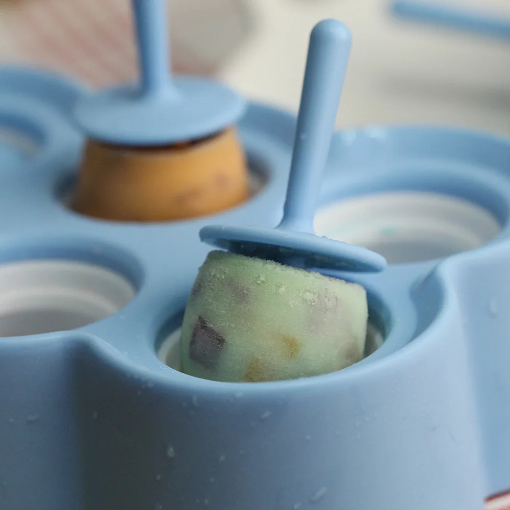 INS Creative Cartoon Silicone DIY Popsicle Mold Six Popsicle Box Ice Lattice Animal Ice Cream Maker Tools