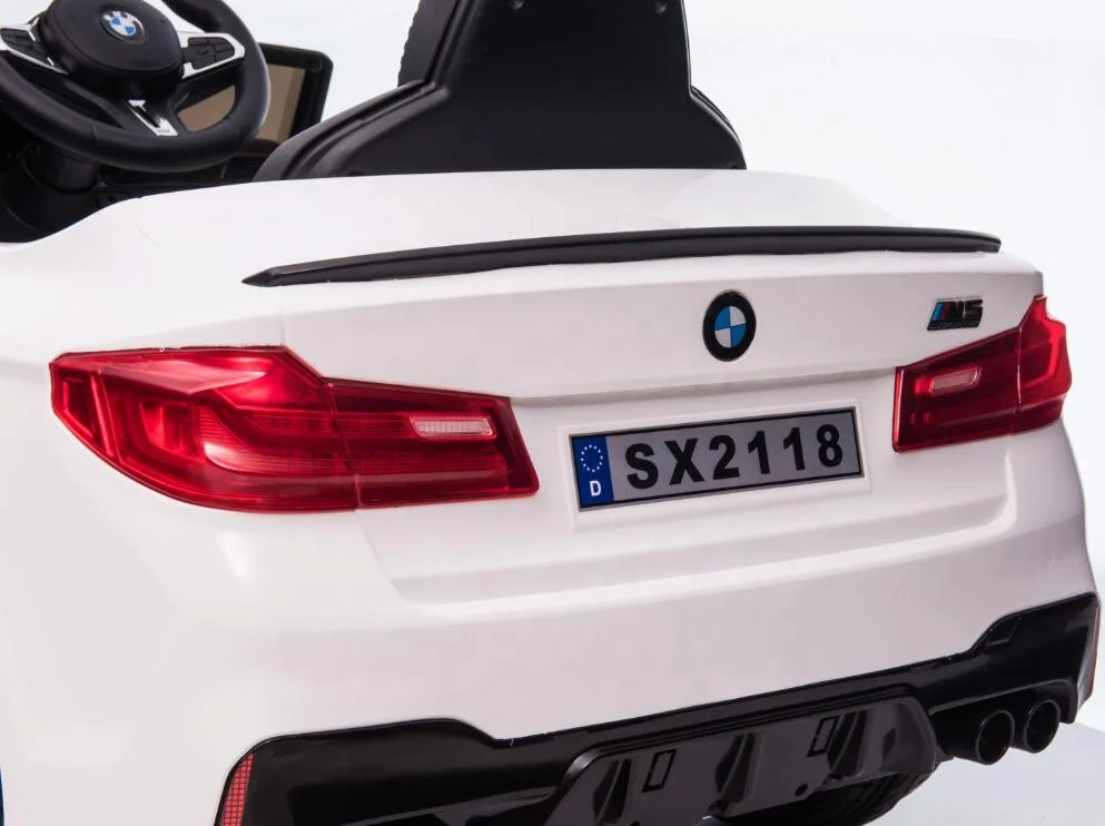 Лицензионные детские автомобили BMW M5 на батарейках с дистанционным управлением для детей