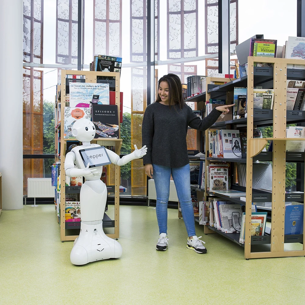Консультант SoftBank Humanoid Smart Robot Pepper оповещение и рекомендации в режиме реального времени
