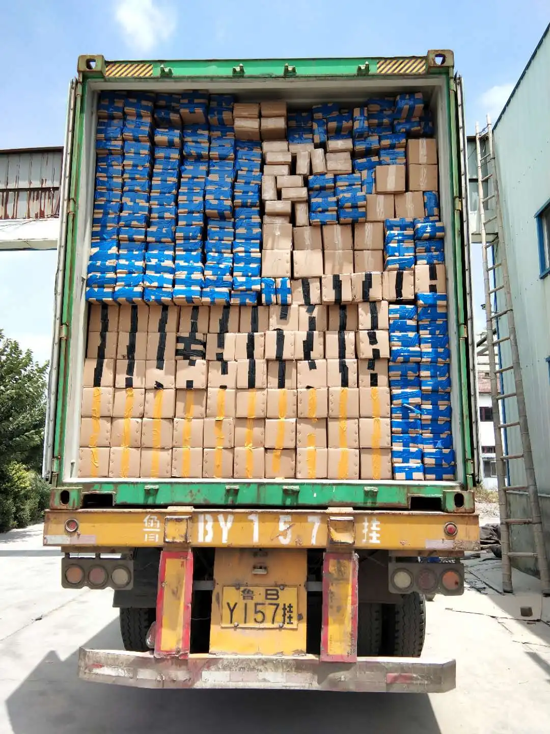 Economical Garage Storage Warehouse Medium Duty Loading Long Span Rack with Steel Panel