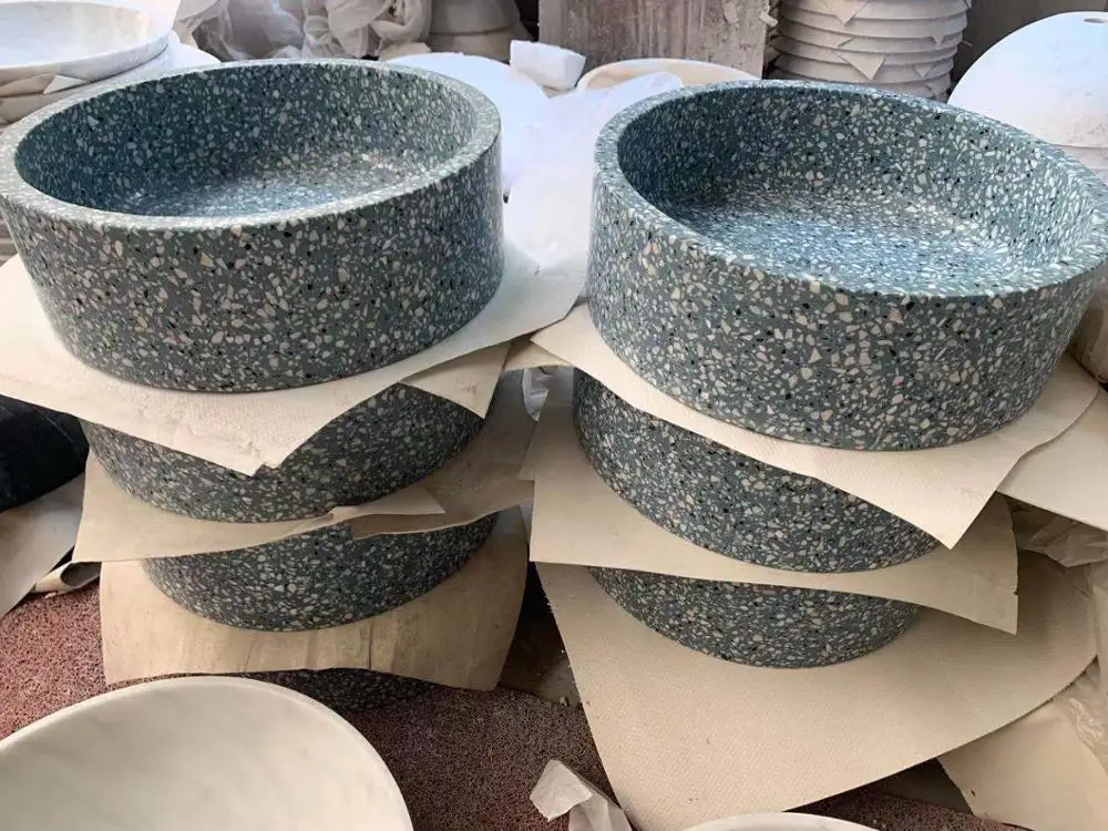 Epoxi Polishing Terrazzo Table And Sink