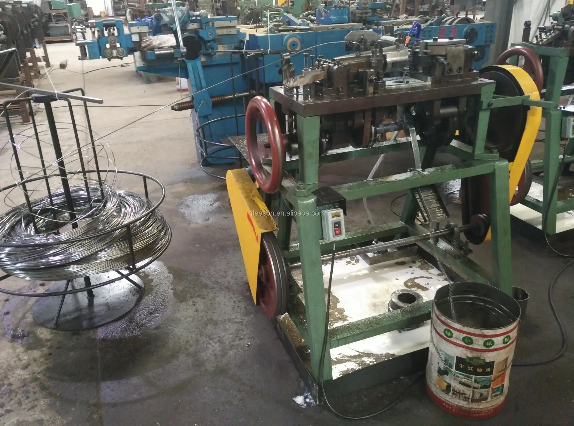 
twisted chain link machine chain bending machine 2-4mm video 