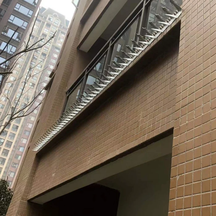 Factory supply high quality New Design Big Size Galvanized Anti-Climb Razor Wall Spikes For Security