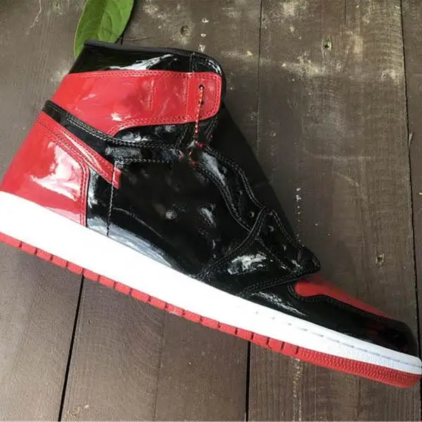 2022 Fashion Brand 1 High OG Bred Patent Basketball Shoes RED BLACK 1s Patent-leather sport Outdoor Top Quality Running Sneakers