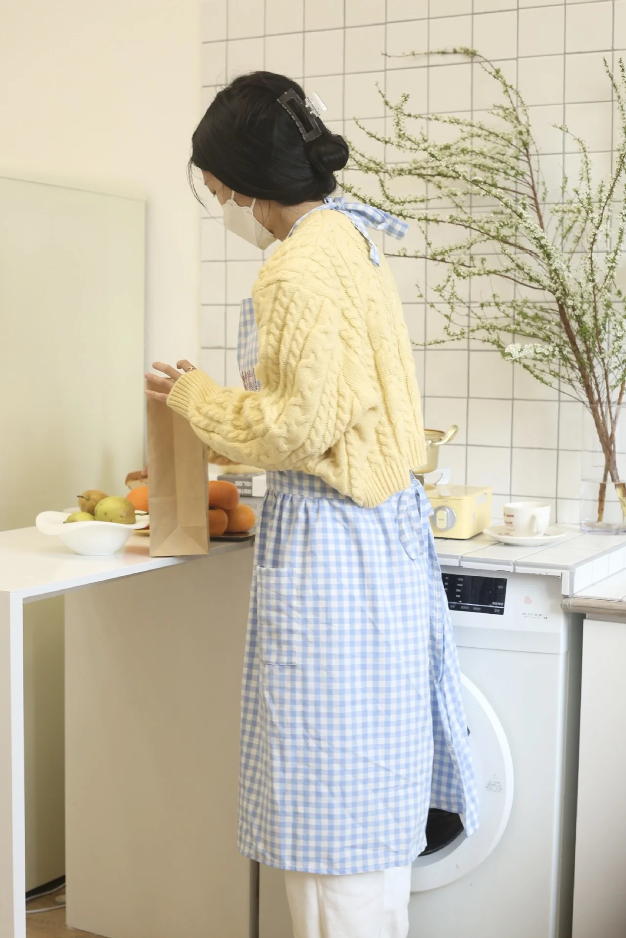 New Ladies Apron Custom Embroidered Cotton Dress Pinafore Nail Kitchen Salon Women Apron