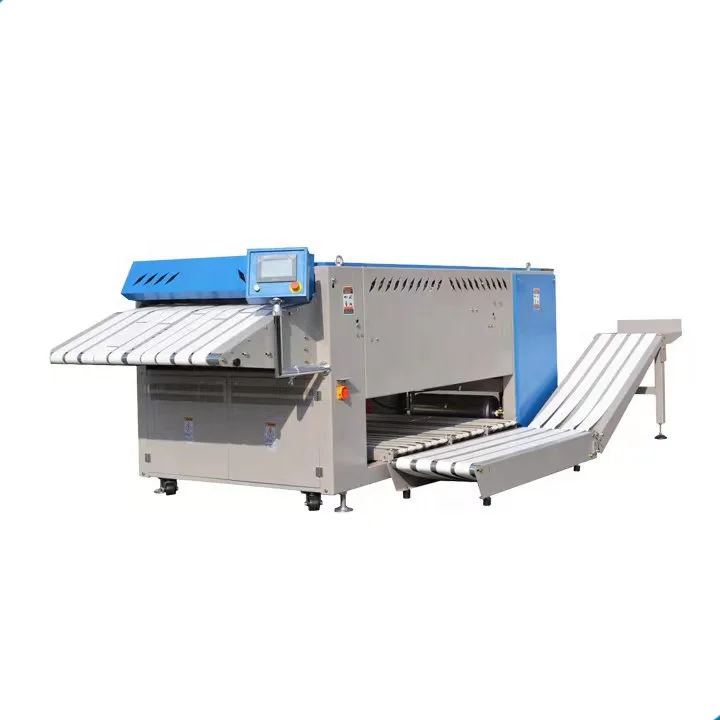 Industrial used hotel towel folding machine