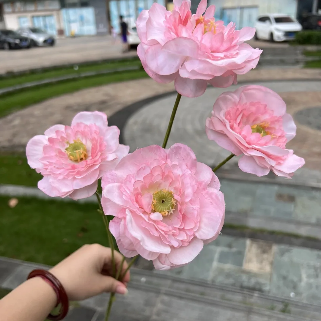 New Yellow Dew Lotus Artificial Flowers Christmas Green Wedding Factory 4 Sunshines Leafless Green Road Lead Backing Trade Shows