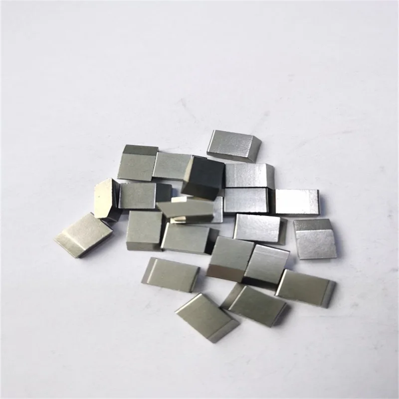 Cemented carbide saw tip Saw  for cutting wood hard materials