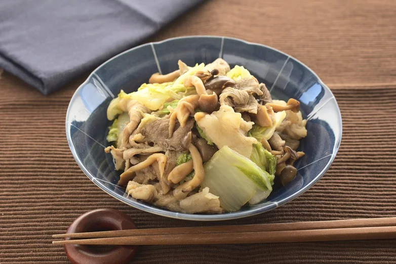 Japanese Supplier Wet Bagging Export Price Whole Brown Beech Mushrooms