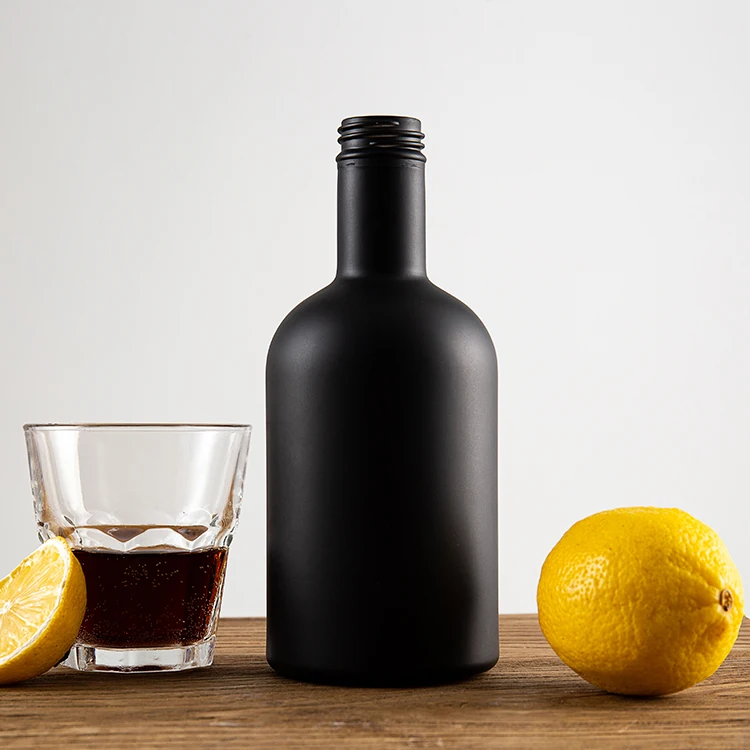 Hot sale vodka absolut 750 ml custom liquor bottle with cork custom logo label 200ml 375ml 500ml whisky spirit vodka bottle