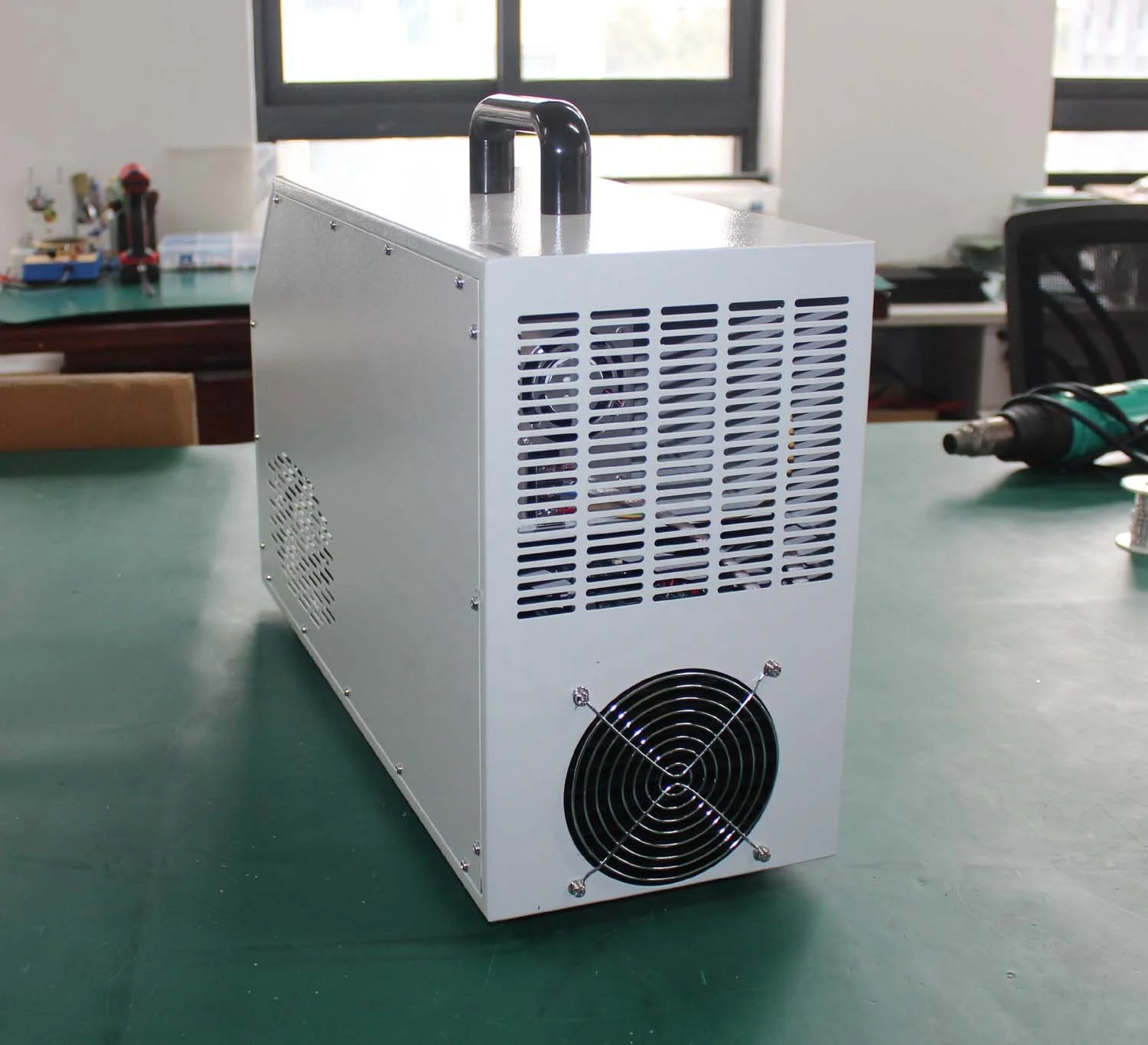 Zhechang D02 50 Battery Regeneration Activator battery charge discharge testing system battery regenerator