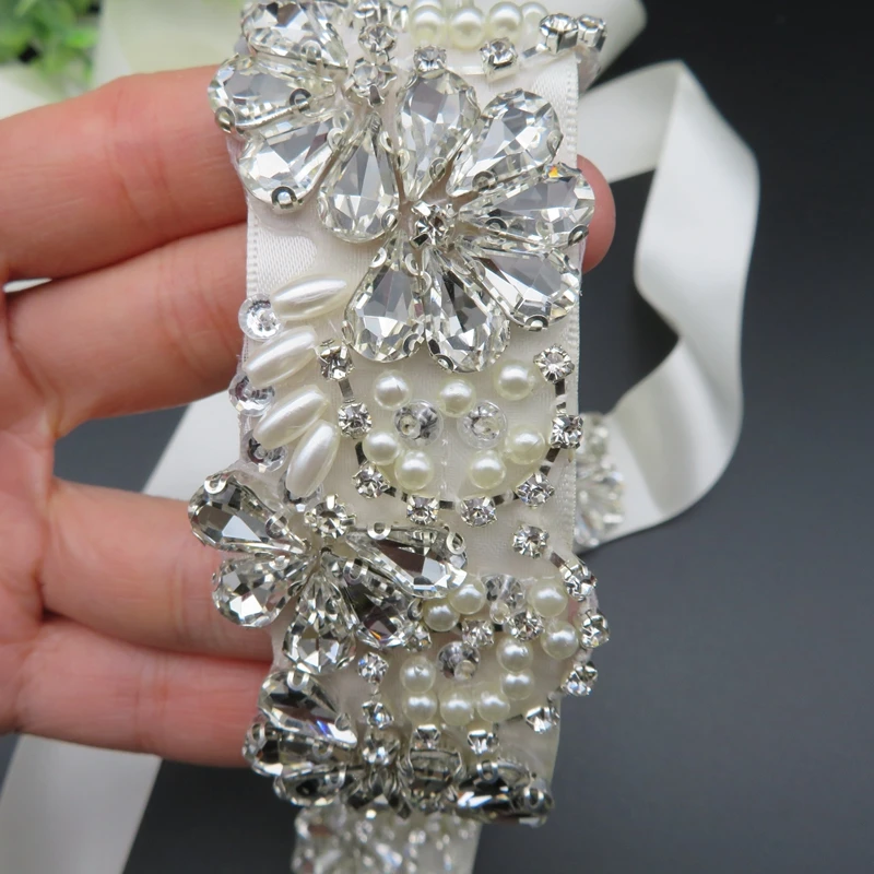 
New Design Pearl Crystal Beaded Bridal Sashes Rhinestone Applique Wedding Belts for Bride Bridesmaids Formal Dress 