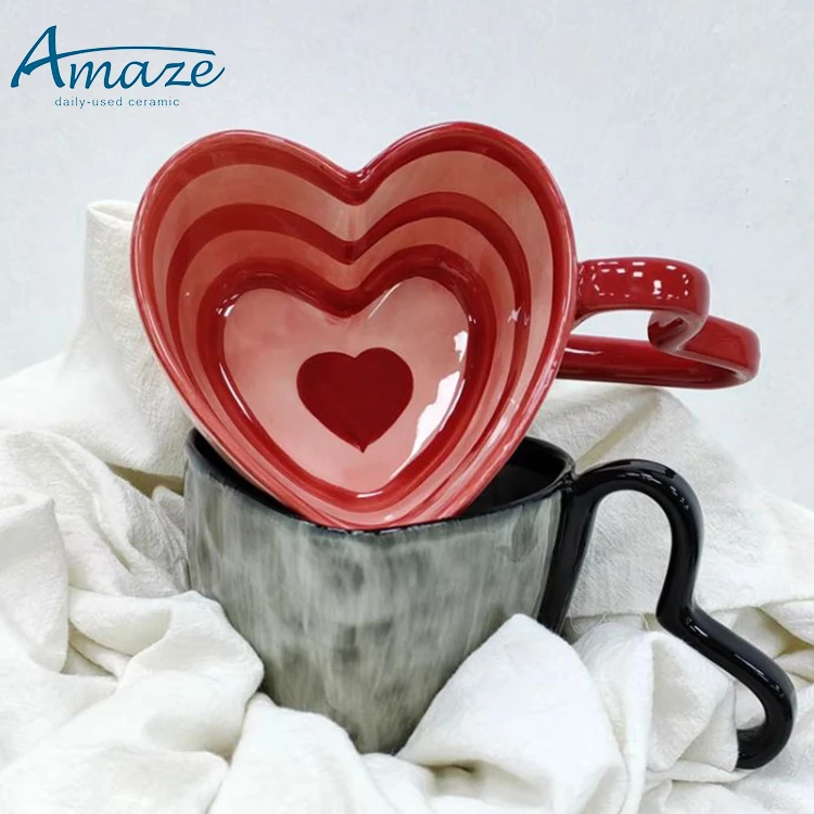 Custom hand painting stripe heart shape tea mug custom color creative ceramic coffee mug with heart shape handle