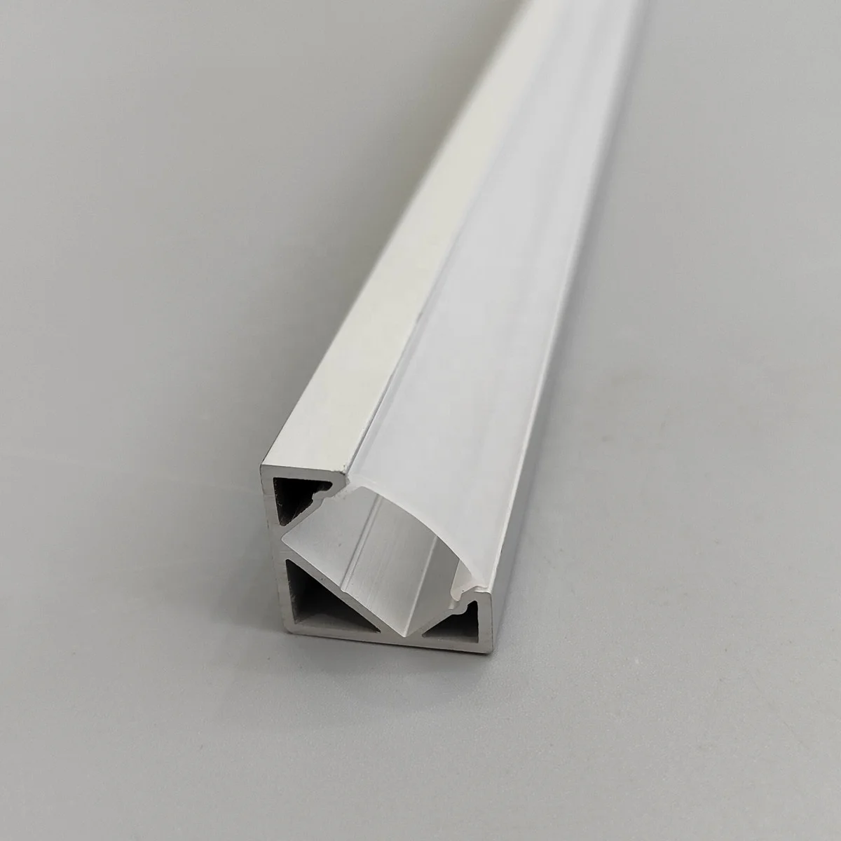 aluminum angle extrusion 90 degree anodized alu led profile for corner LED lighting with endcaps/clips